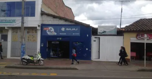 SERVI AUTECO CARRERA 9 CON 16A SERVI AUTECO CARRERA 9 CON 16A